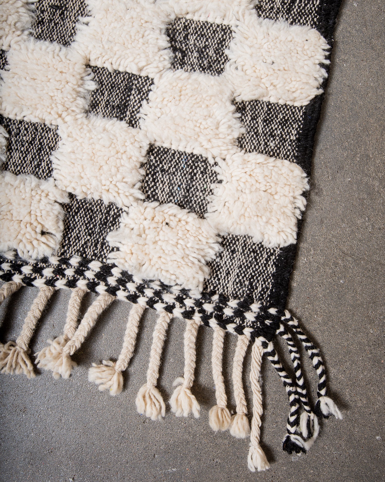 Modern, designer, handcrafted Berber rug from Morocco. Beniourain carpet with minimalist design, natural wool pile and a fluffy texture.